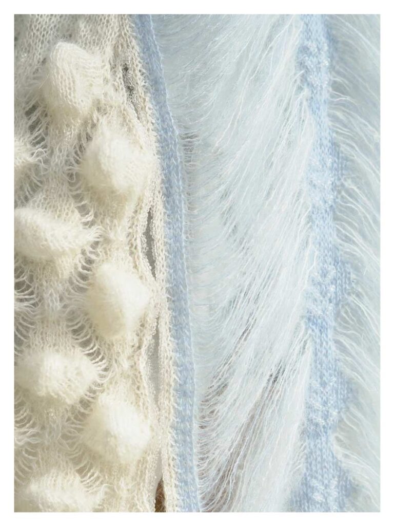 Utstillingsmodell "Snø" , close-up med fokus på perlebesetning